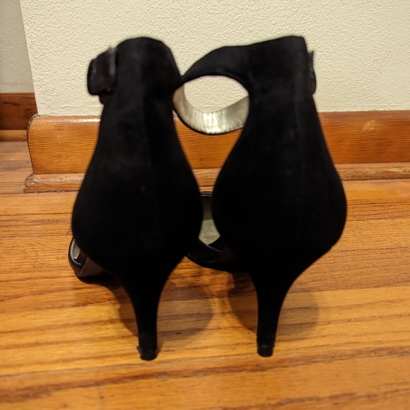 Worthington mixed media black classic vamp kitten heels - Picture 5 of 9